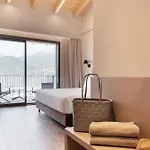 Dorato Marina - Lakefront Hotell *