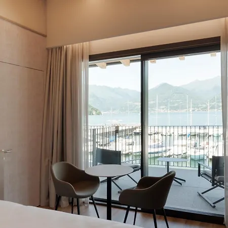 Hotel Dorato Marina - Lakefront