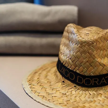 Hotel Dorato Marina - Lakefront *