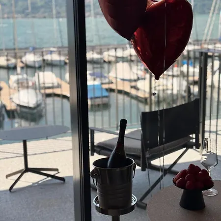 Dorato Marina - Lakefront Hotel *