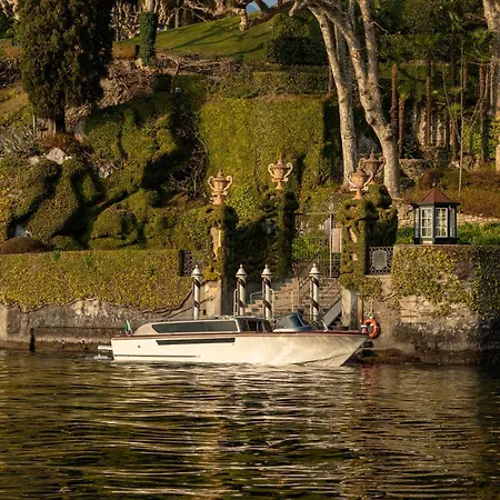 Dorato Marina - Lakefront Hotel